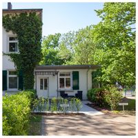 Zwei der Parkplätze für Tagungsgäste am Seminarhaus StartWerk-B