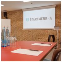 Arbeitstisch bei Workshop im StartWerk-A Evenspace